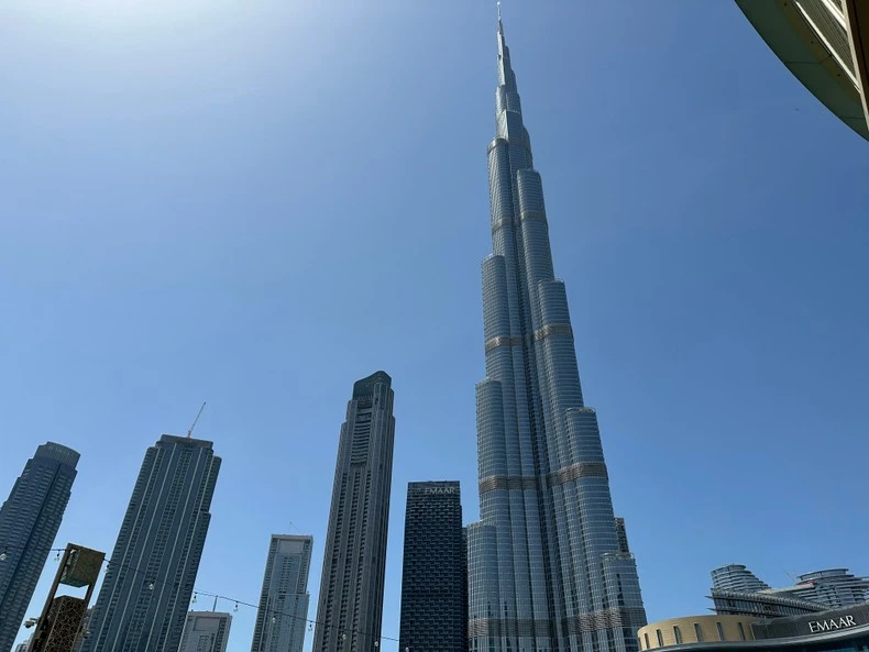 Burj Khalifa Height: World Tallest Tower