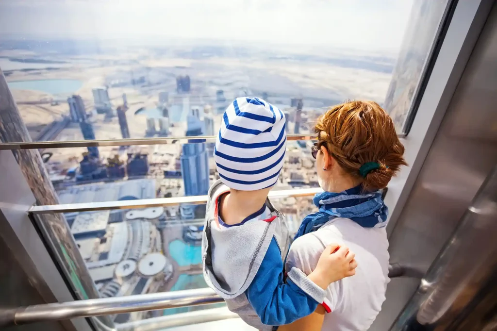 Burj-Khalifa-Tickets-on-top