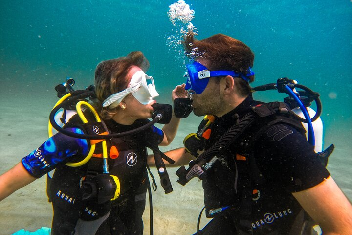 Scuba Diving in Dubai